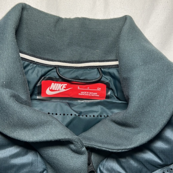 Nike Tech AeroLoft Down Bomber Puffer Jacket Evergreen Size Small - Picture 7 of 11